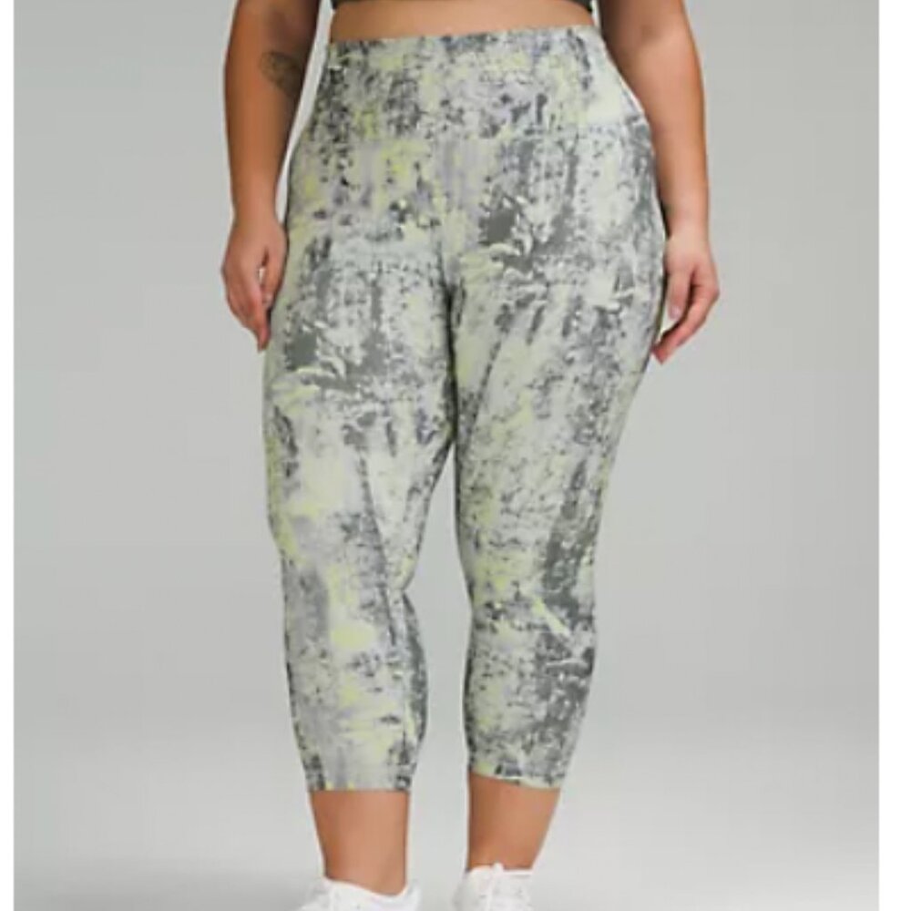 Lululemon Wunder Train High-Rise Crop 23" sz 12